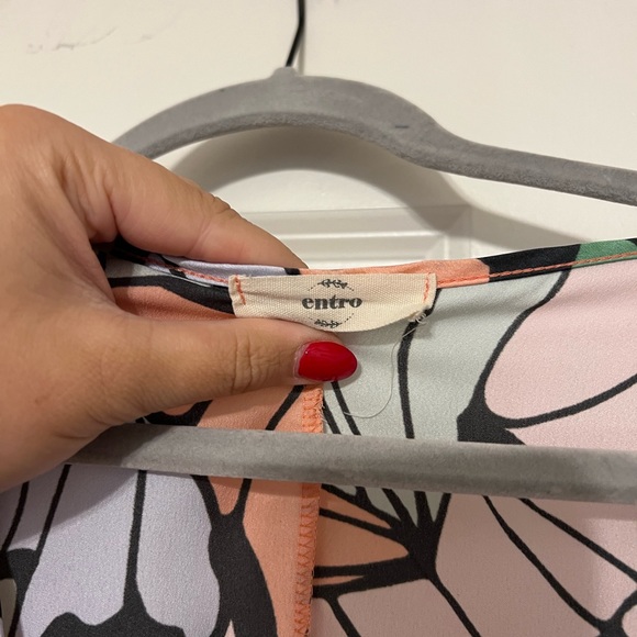 Entro butterfly blouse - Picture 2 of 2